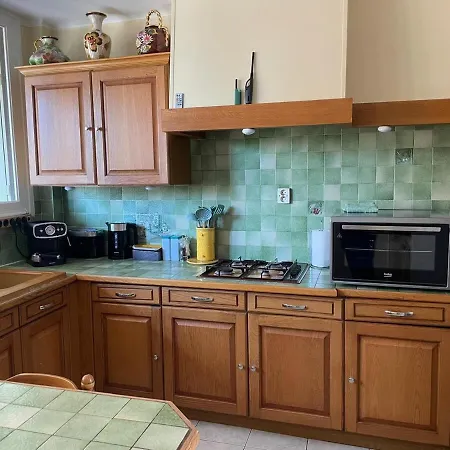 Lägenhet Flat In Centre Of !